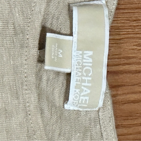 Super Classy Michael Kors Women's Linen Sleeveless Top - Picture 2 of 12
